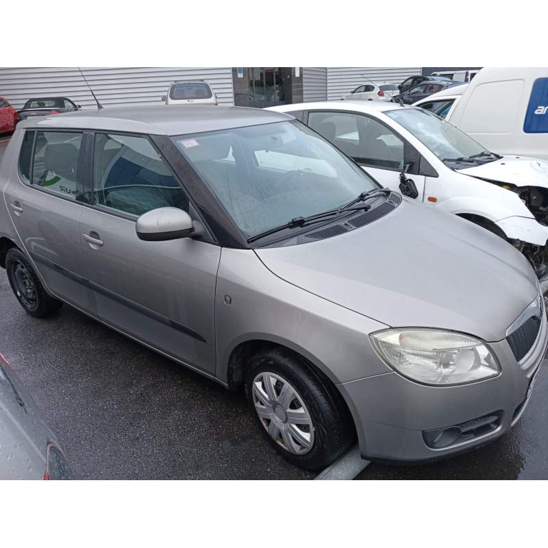 SKODA FABIA (5J2 )