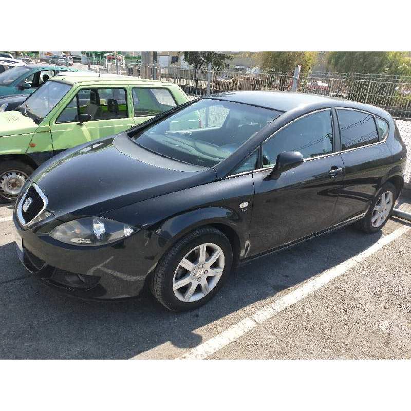 SEAT LEON (1P1)