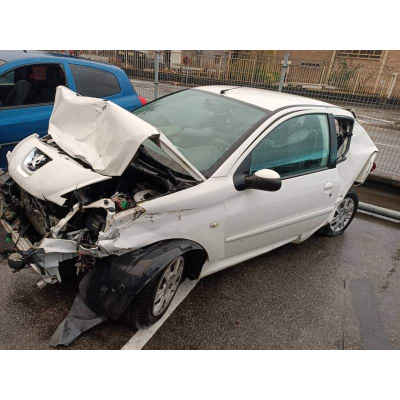 PEUGEOT 206+