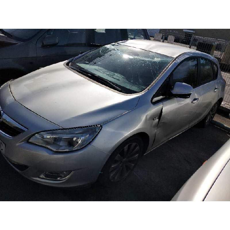 OPEL ASTRA J LIM.