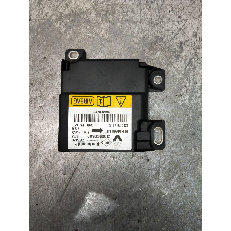 Recambio de centralita airbag para dacia logan prestige referencia OEM IAM 8200769222 2840096302300 