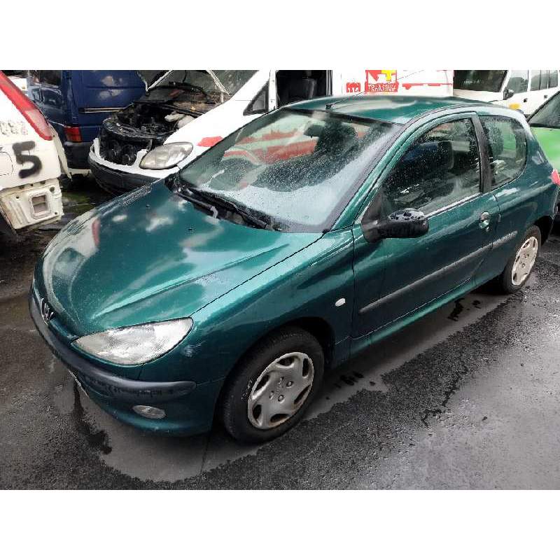 PEUGEOT 206 BERLINA