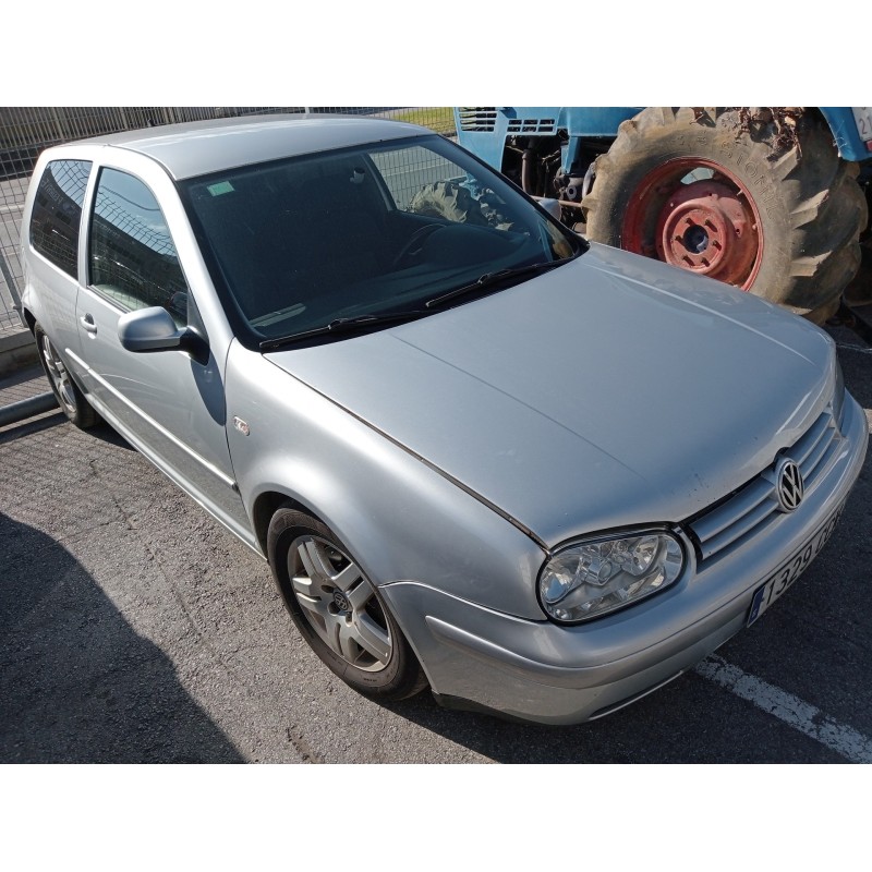 volkswagen golf iv berlina (1j1) del año 2002