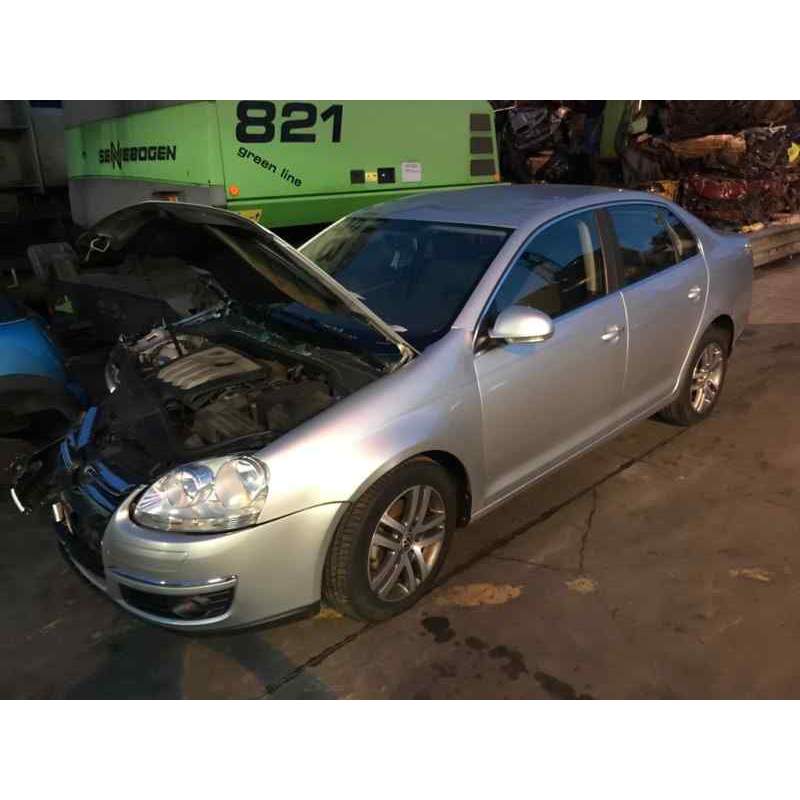 VOLKSWAGEN JETTA (1K2)