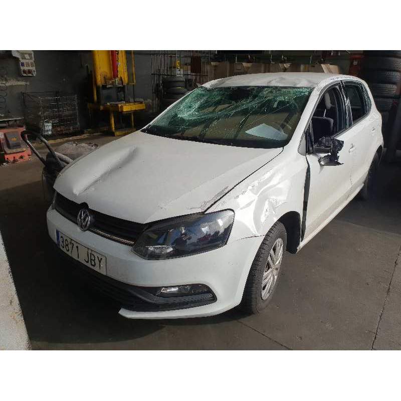 VOLKSWAGEN POLO (6C1)