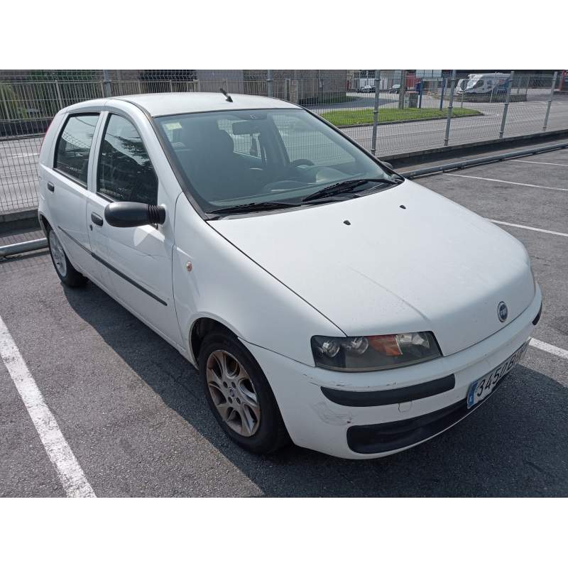 FIAT PUNTO BERLINA (188)