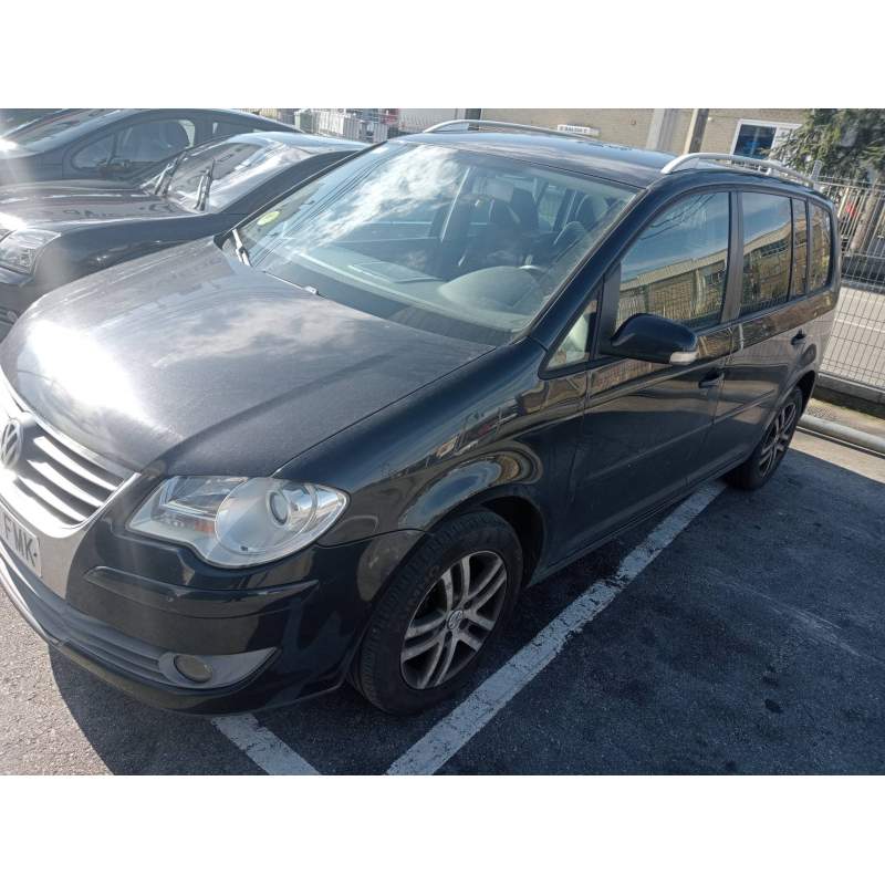 VOLKSWAGEN TOURAN (1T2)