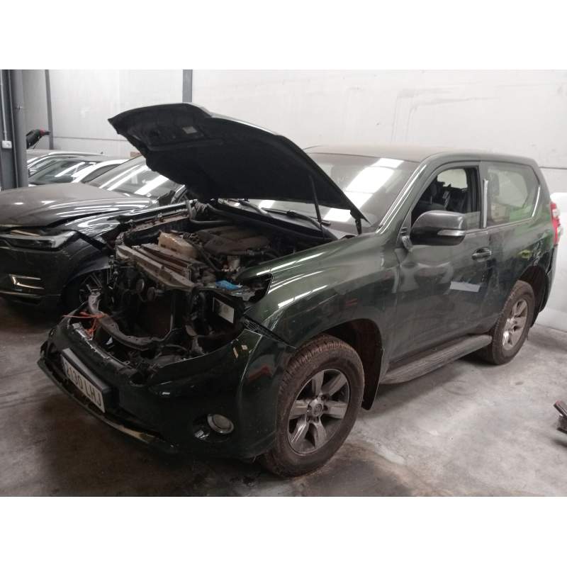 TOYOTA LAND CRUISER (J15)