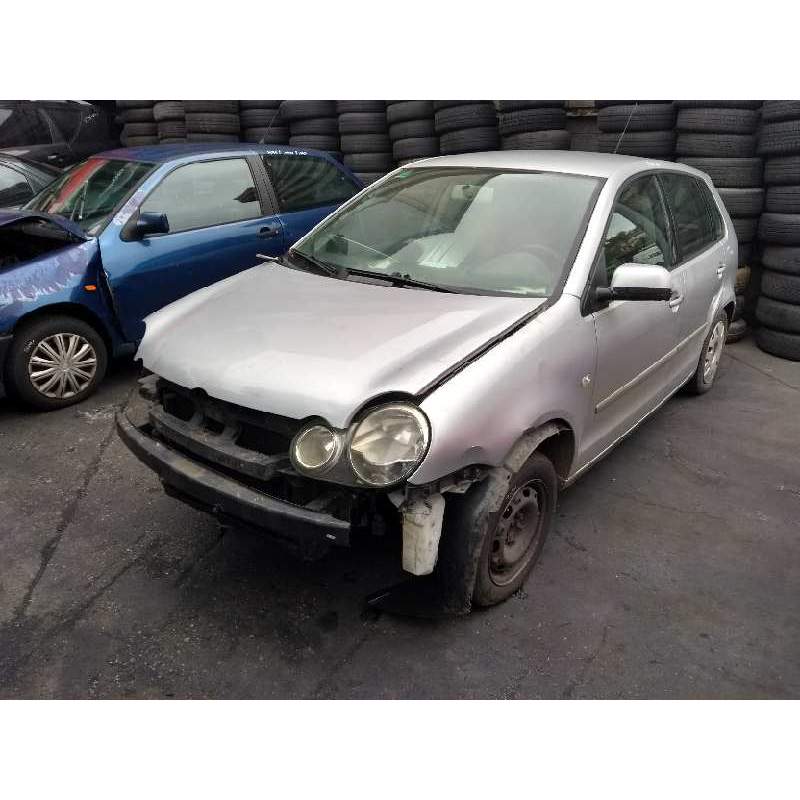 VOLKSWAGEN POLO (9N1)