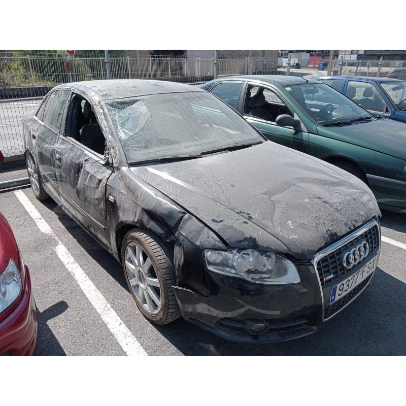 AUDI A4 BERLINA (8E)