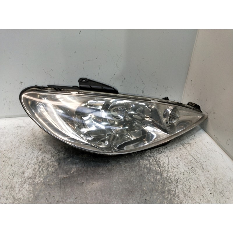 Recambio de faro derecho para peugeot 206 berlina x-line referencia OEM IAM   