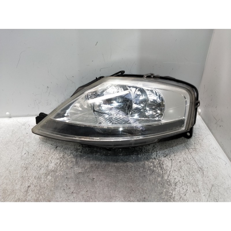 Recambio de faro izquierdo para citroen c3 1.4 hdi exclusive referencia OEM IAM   