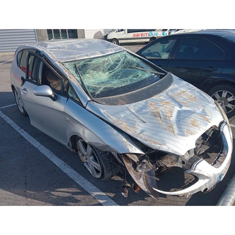 SEAT LEON (1P1)