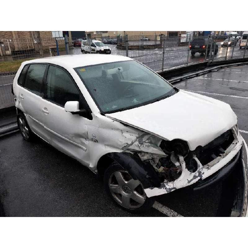 VOLKSWAGEN POLO (9N1)