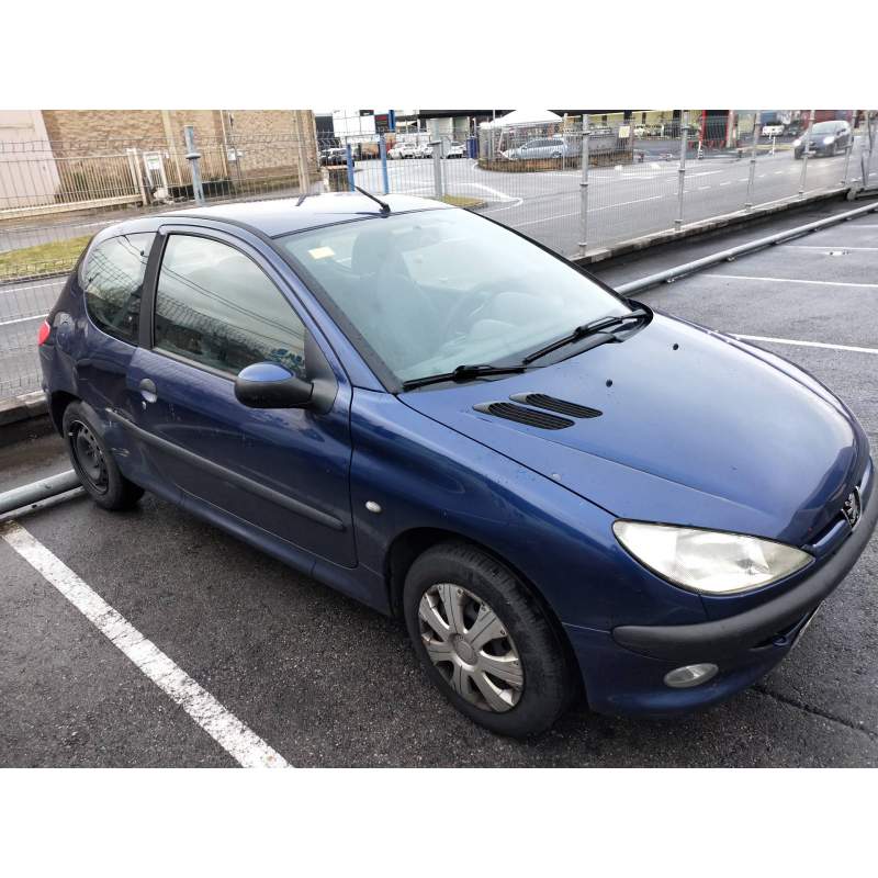 PEUGEOT 206 BERLINA