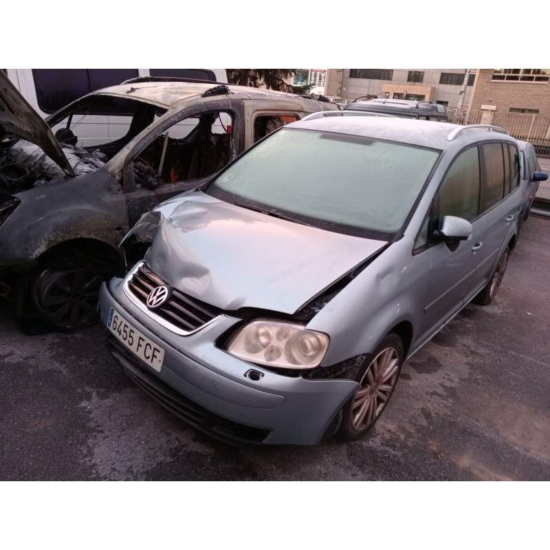 VOLKSWAGEN TOURAN (1T1, 1T2)
