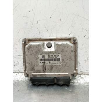 CENTRALITA MOTOR UCE 0261208225 030906032DN 1039S04363 1998