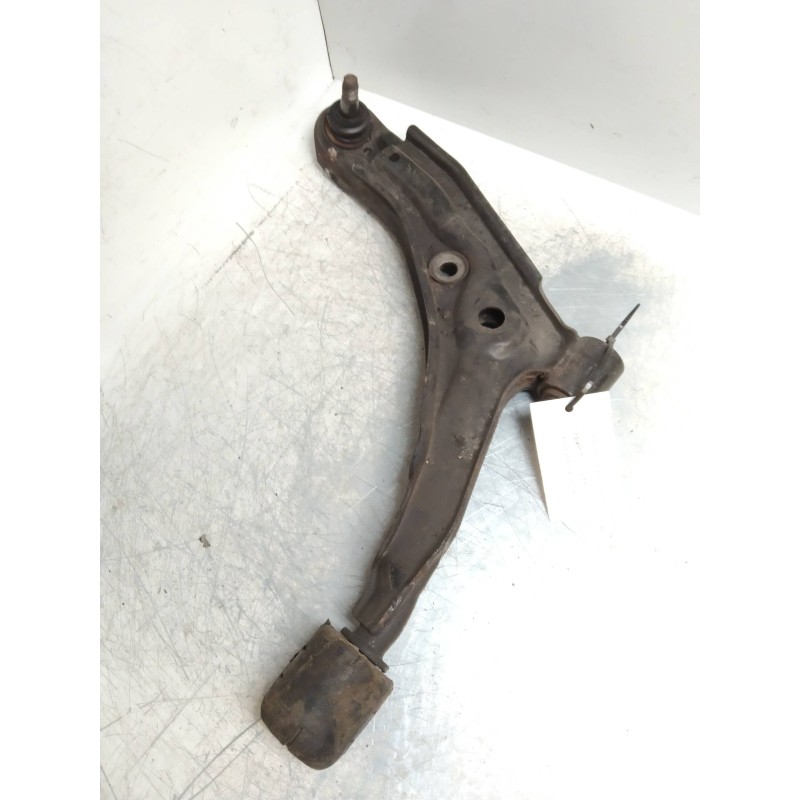 Recambio de brazo suspension inferior delantero izquierdo para nissan sunny berlina (n14) 2.0 diesel referencia OEM IAM   