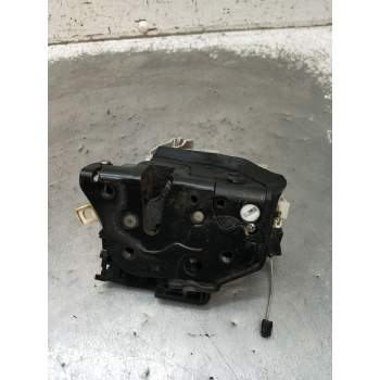 MOTOR CIERRE CENTRALIZADO TRASERO DERECHO 5P0839012B 5P 2009