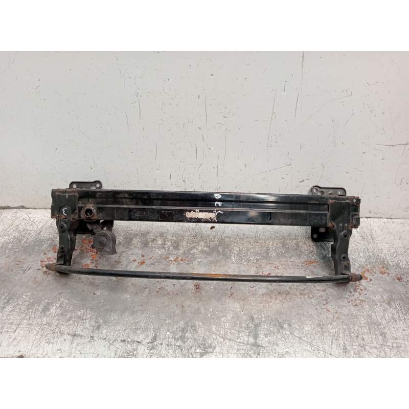 Recambio de refuerzo paragolpes delantero para kia cee´d (jd) 1.6 gdi referencia OEM IAM   2012