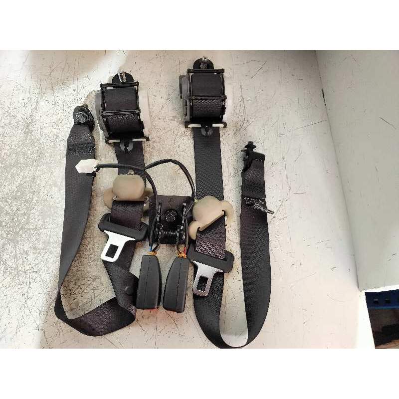Recambio de juego cinturones trasero para kia carens ( ) concept referencia OEM IAM  5P 2013