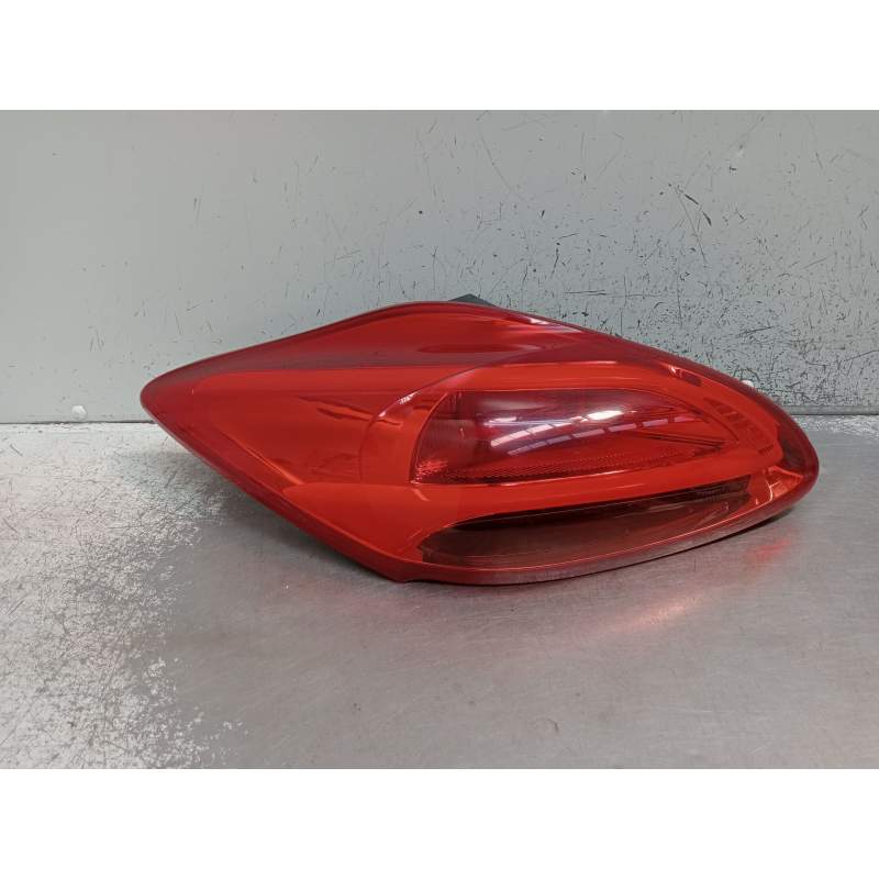 Recambio de piloto trasero izquierdo para kia cee´d (jd) 1.6 gdi referencia OEM IAM 92401A27  