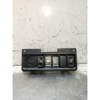MANDO ELEVALUNAS DELANTERO IZQUIERDO 6K0857061 5P 1997