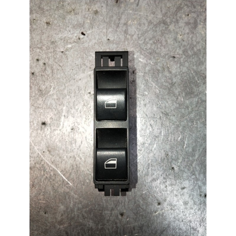 Recambio de mando elevalunas delantero izquierdo para bmw serie 3 berlina (e46) 320d referencia OEM IAM   4P