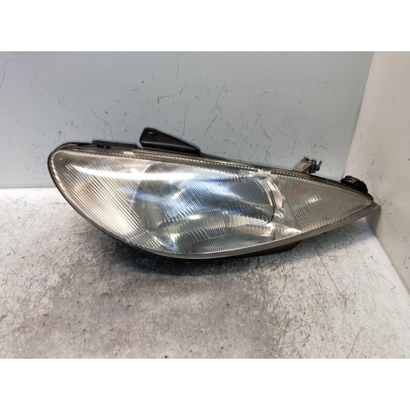 Recambio de faro derecho para peugeot 206 berlina xn referencia OEM IAM 9632689280  