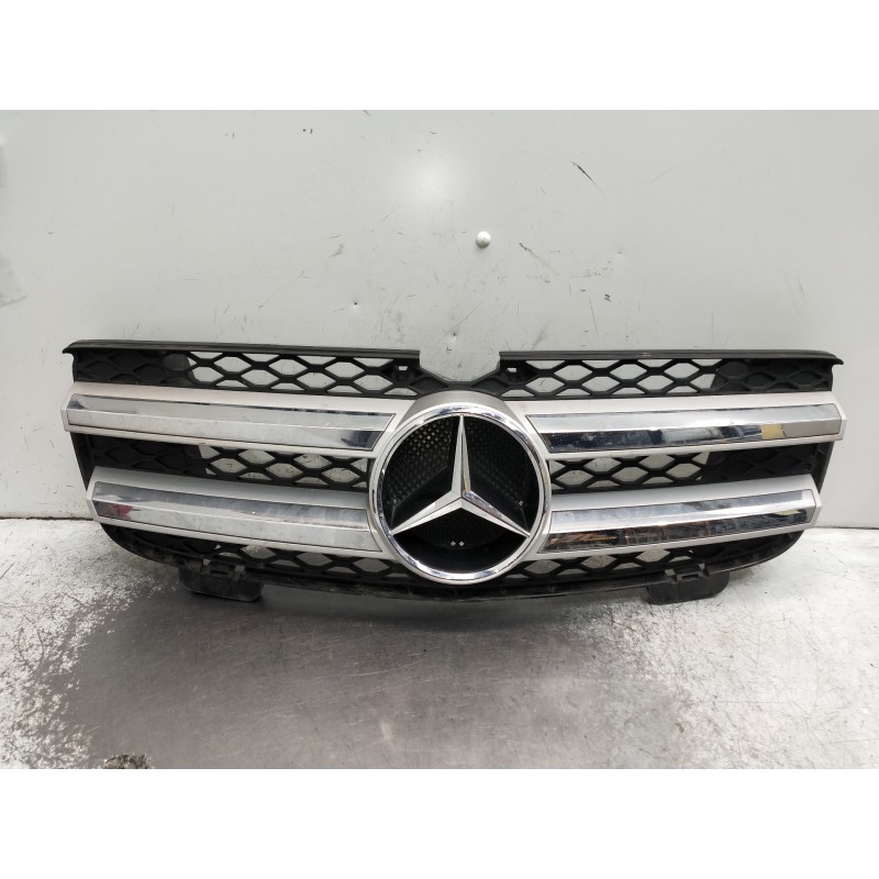 Recambio de rejilla delantera para mercedes clase gl (x164) 420 cdi 4-matic (164.828) referencia OEM IAM   