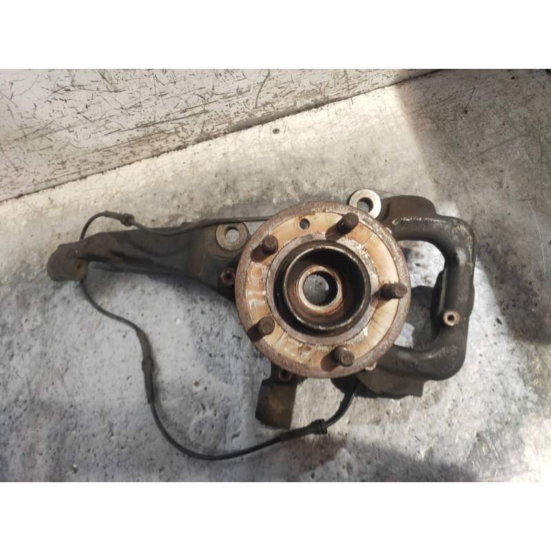 Recambio de mangueta delantera izquierda para land rover range rover sport v6 td se referencia OEM IAM   
