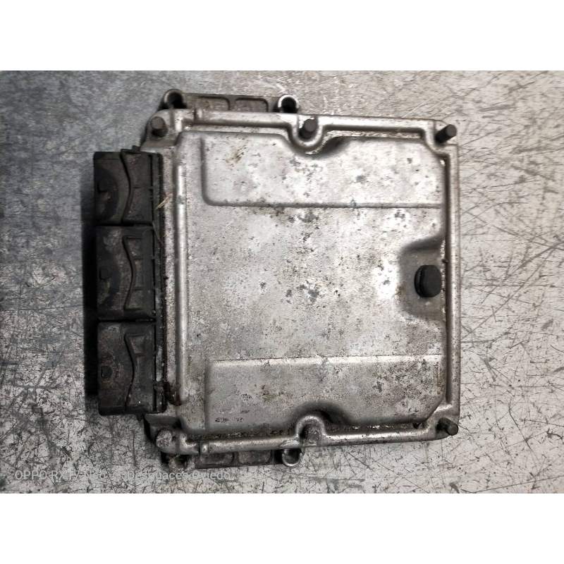 Recambio de centralita motor uce para renault laguna ii grandtour (kg0) dynamique referencia OEM IAM 0281011571 8200309318 82003