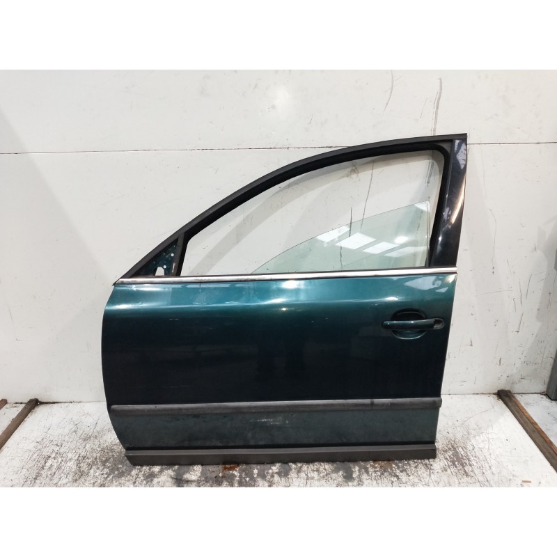 Recambio de puerta delantera izquierda para volkswagen passat berlina (3b3) comfortline referencia OEM IAM   