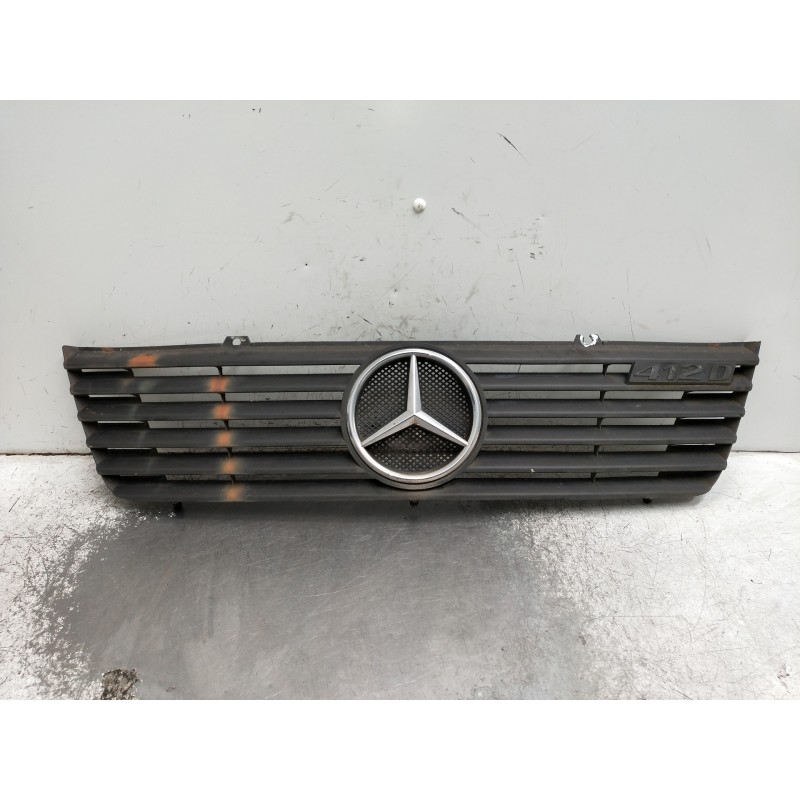 Recambio de rejilla delantera para mercedes sprinter (w901,w904) caja cerr. 2.9 turbodiesel referencia OEM IAM   