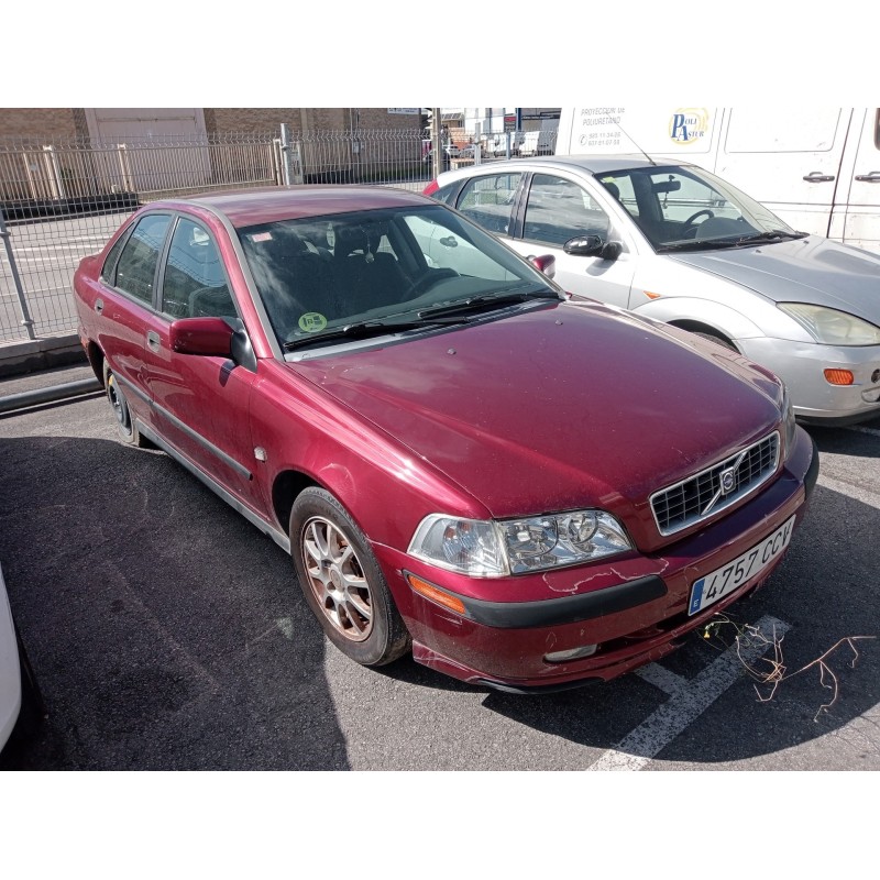 volvo s40 berlina del año 2002