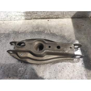 BRAZO SUSPENSION INFERIOR TRASERO DERECHO 20D 2009
