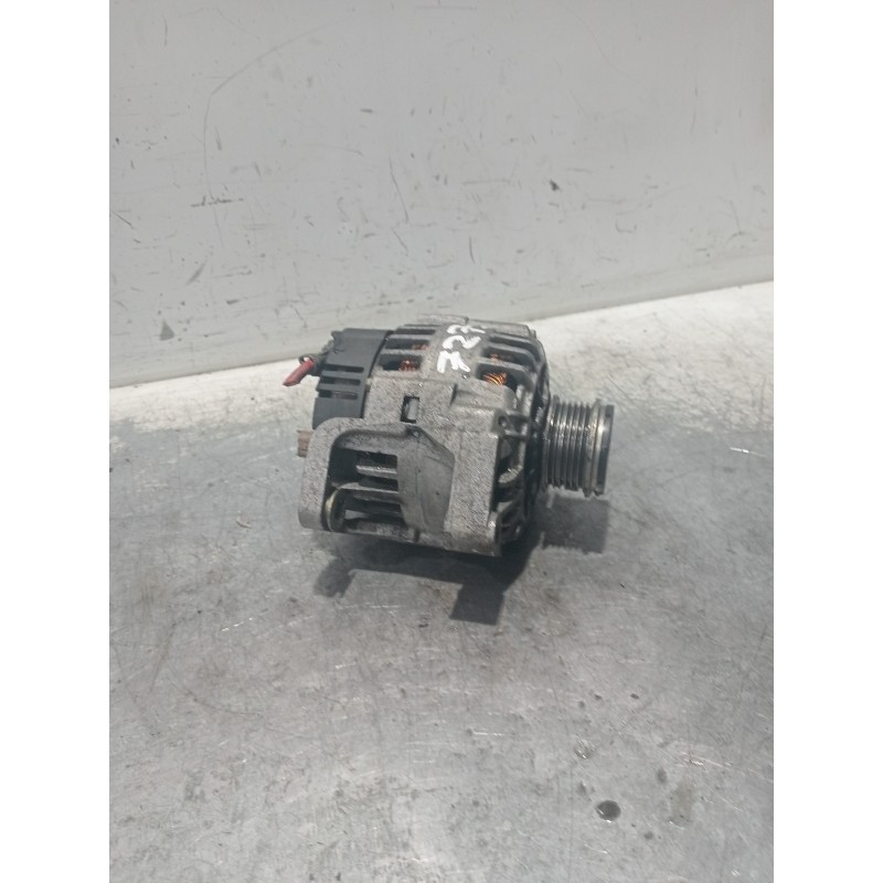 Recambio de alternador para renault scenic (ja..) 1.9 d rt referencia OEM IAM 7700430182  