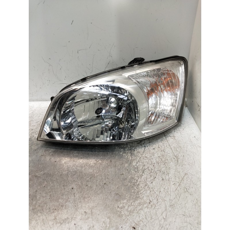 Recambio de faro izquierdo para hyundai getz (tb) 1.1 básico referencia OEM IAM   