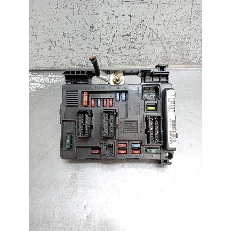 Recambio de caja reles / fusibles para peugeot 206 berlina referencia OEM IAM 9643498980 BSMB2 T11847002 