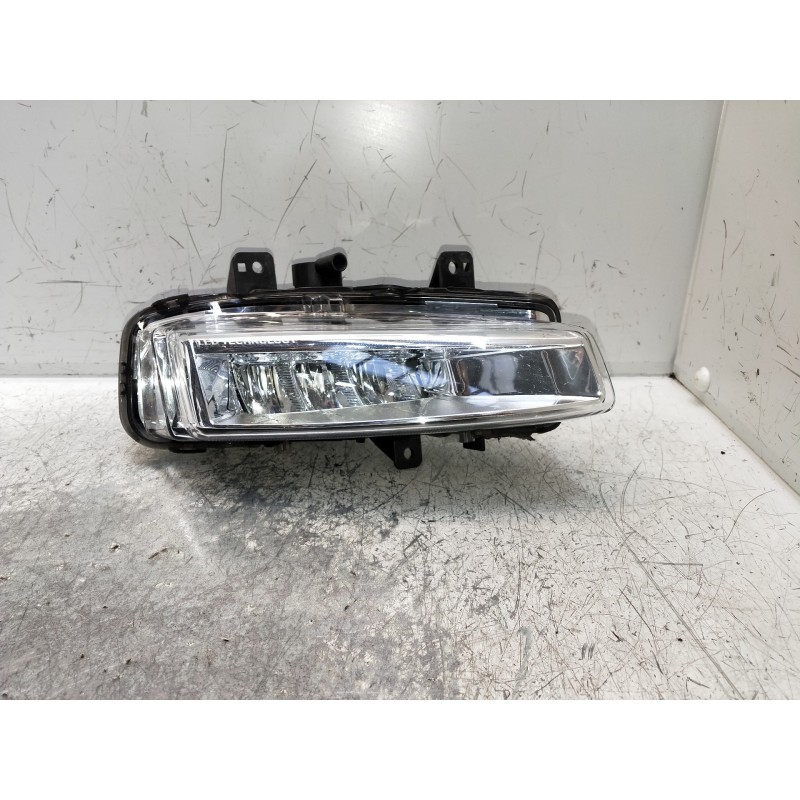 Recambio de faro antiniebla derecho para land rover discovery sport s referencia OEM IAM FJ3216200AB  