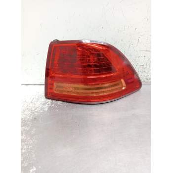 PILOTO TRASERO DERECHO 924022G0 2006