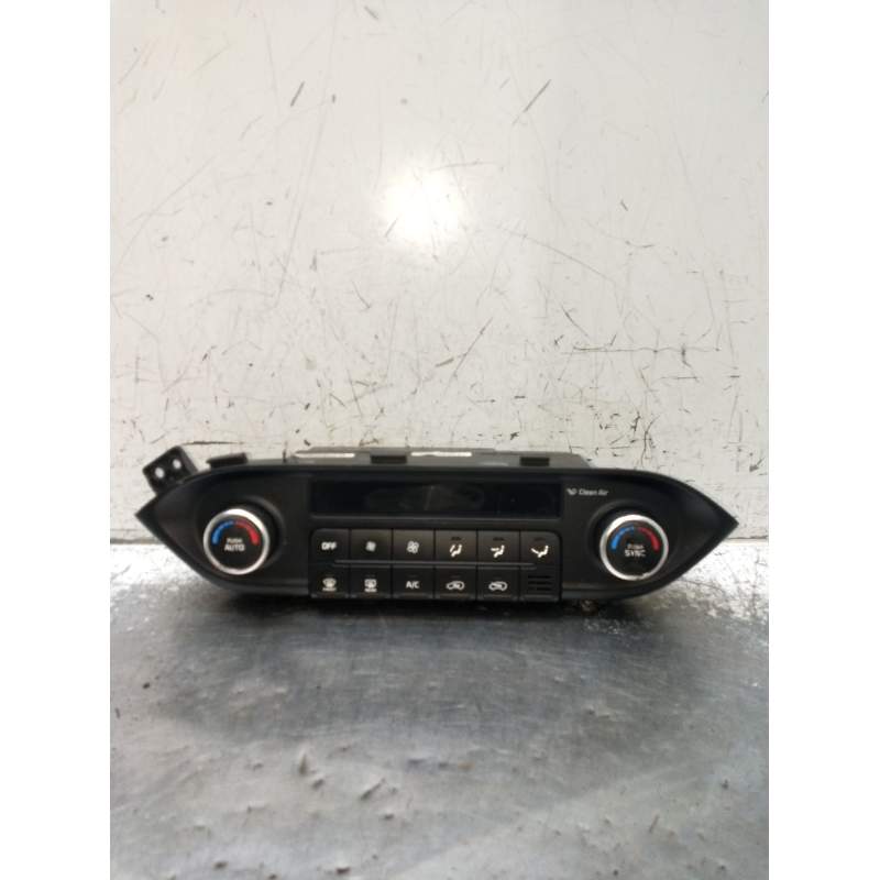 Recambio de mando calefaccion / aire acondicionado para kia carens iv 1.7 crdi referencia OEM IAM 97250A4XXX  2013