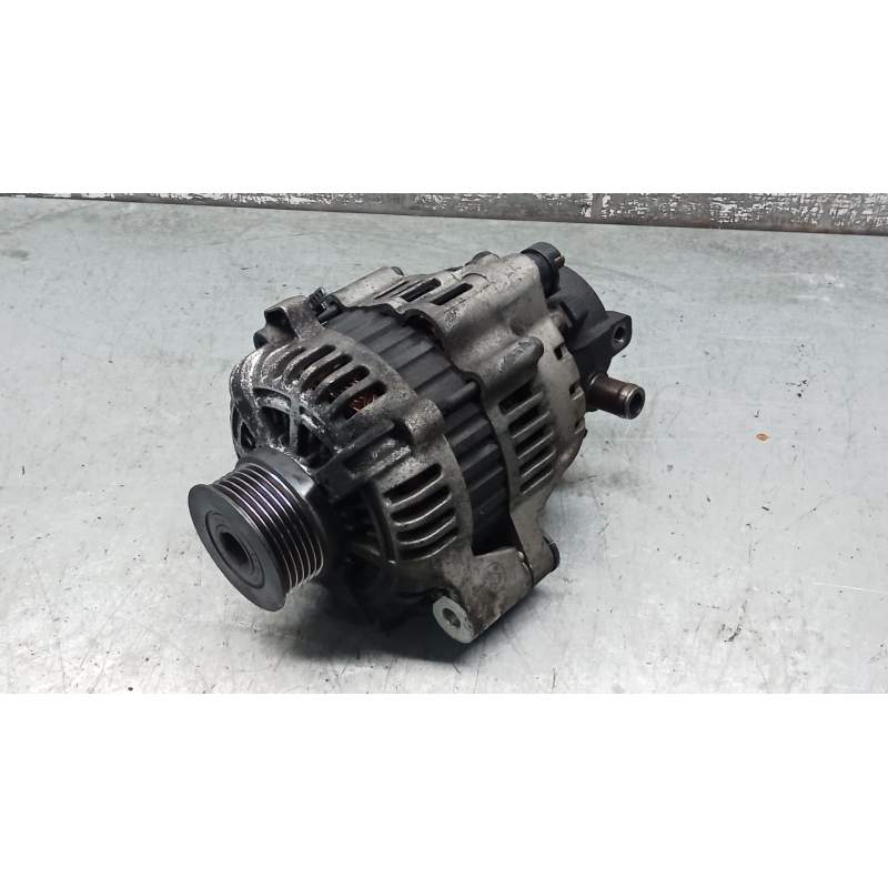Recambio de alternador para kia magentis ii (mg) 2.0 crdi referencia OEM IAM 3730027020 021319261 120A