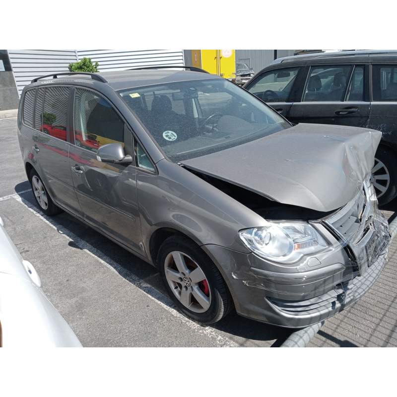 VOLKSWAGEN TOURAN (1T1, 1T2)