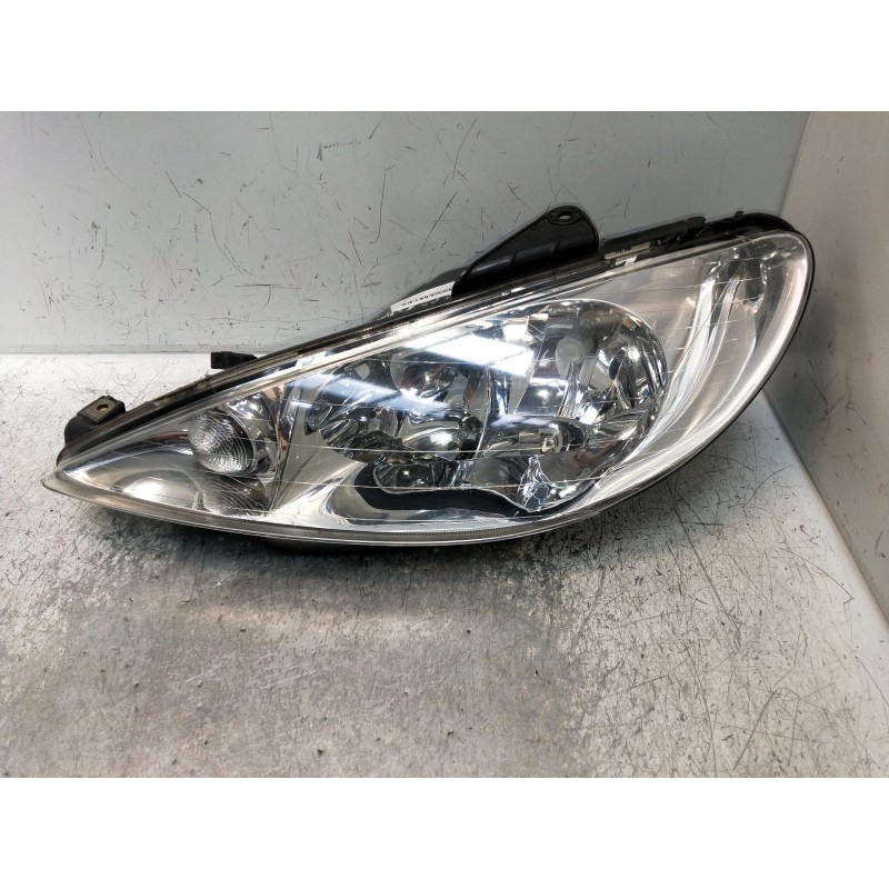 Recambio de faro izquierdo para peugeot 206 berlina xt referencia OEM IAM 9628666880  