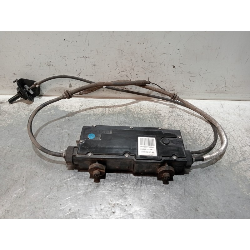 Recambio de freno de mano electrico para renault scenic ii grand confort dynamique referencia OEM IAM 360101516R  