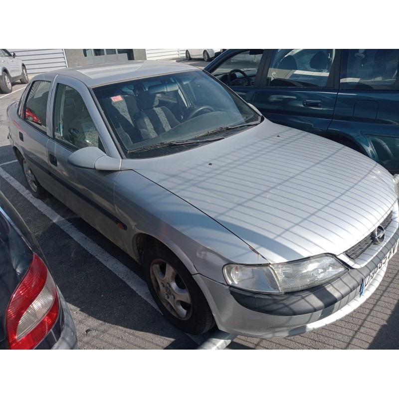 opel vectra b berlina del año 1997