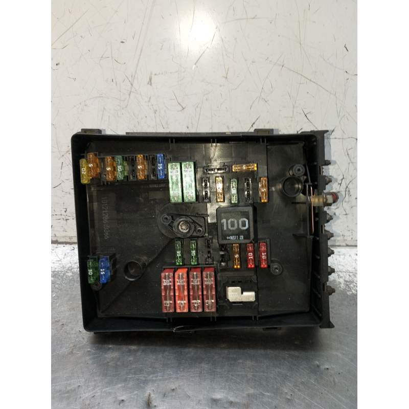 Recambio de caja reles / fusibles para audi a3 (8p1) 2.0 tdi 16v referencia OEM IAM 017181301  2004