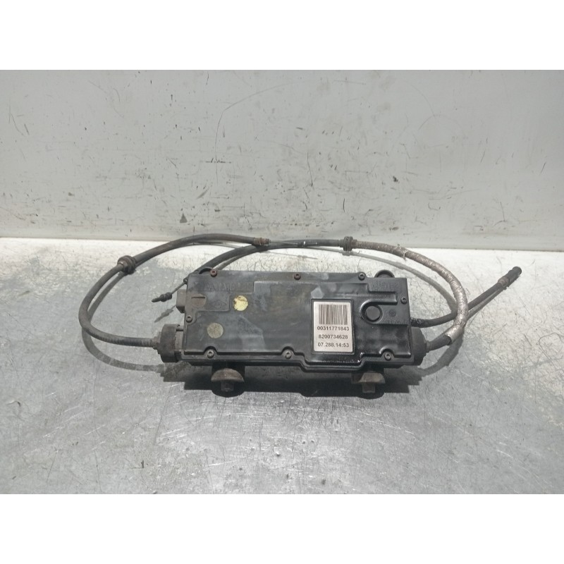 Recambio de freno de mano electrico para renault scenic ii dynamique referencia OEM IAM 8200734628  