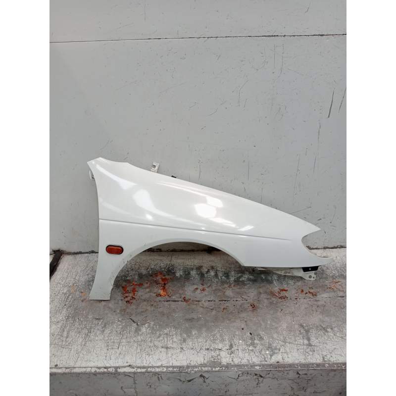 Recambio de aleta delantera derecha para renault megane i classic (la0/1_) 1.9 tdi referencia OEM IAM   